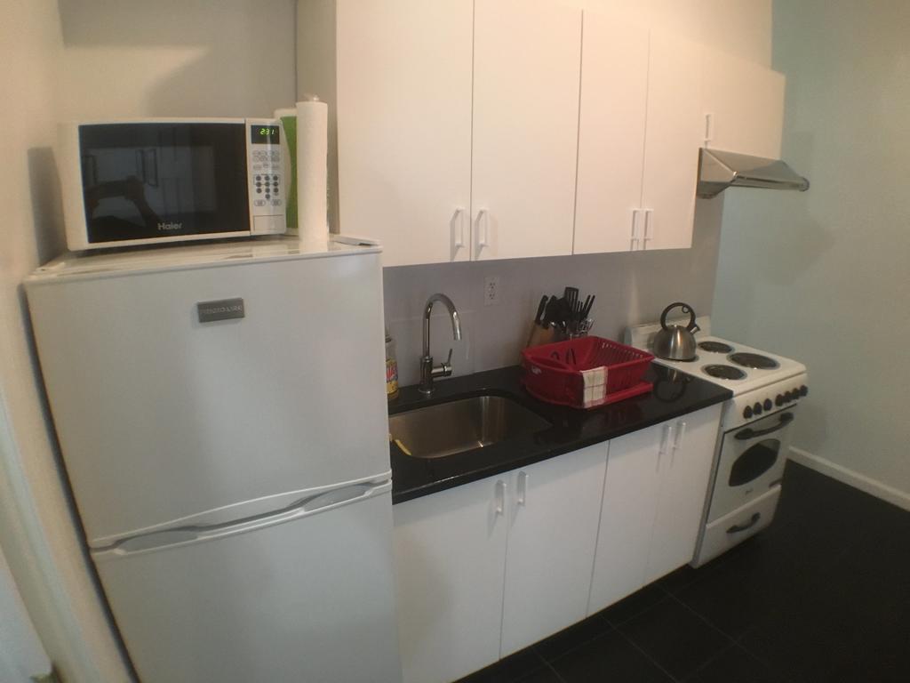 Two Bedroom Henry Street #42 Pangsapuri